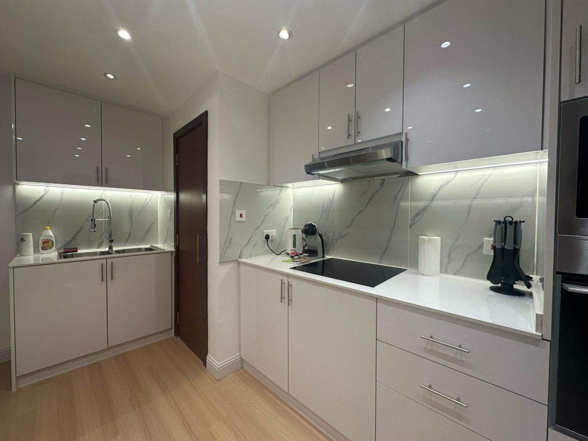 2br In Jbr, The Walk Apartment Dubai