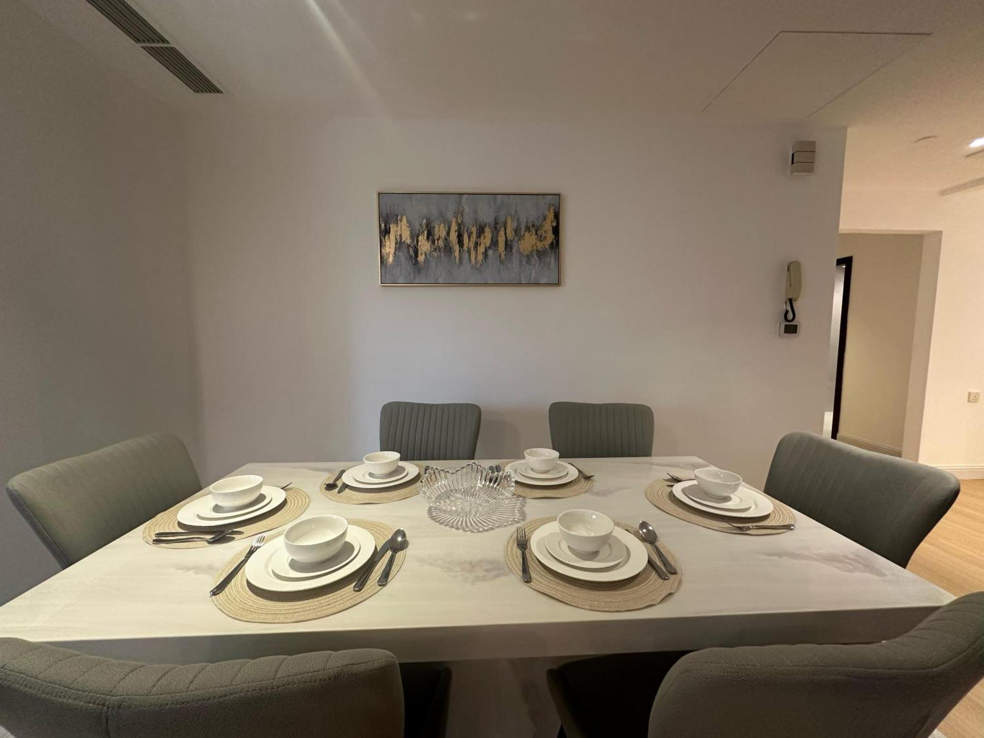 2br In Jbr, The Walk